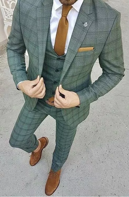 013A_tailor_tailors_bespoke_tailoring_tuxedo_tux_wedding_black_tie_suit_suits_singapore_business