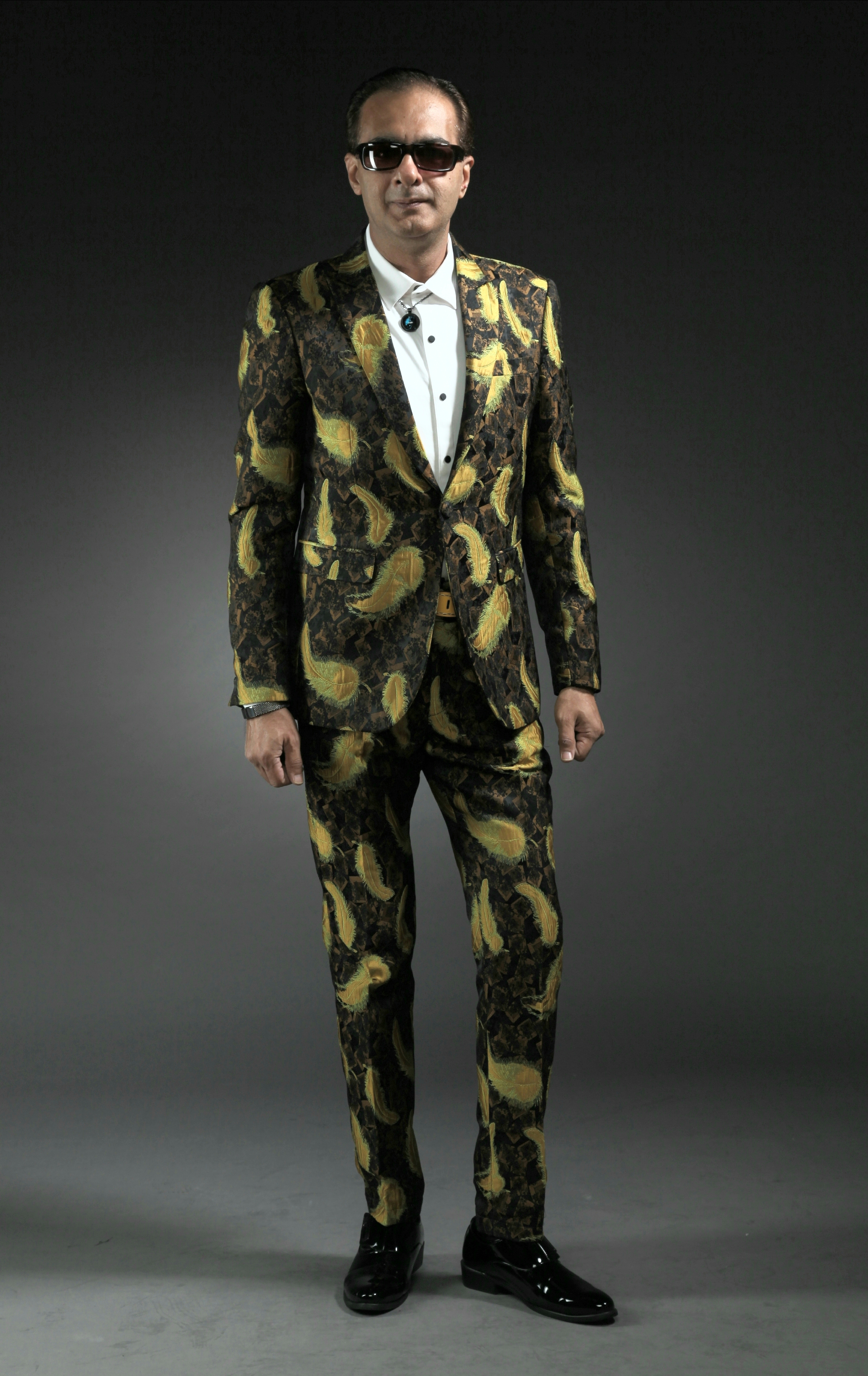 0465A-tailor_tailors_bespoke_tailoring_tuxedo_tux_wedding_black_tie_suit_suits_singapore_business