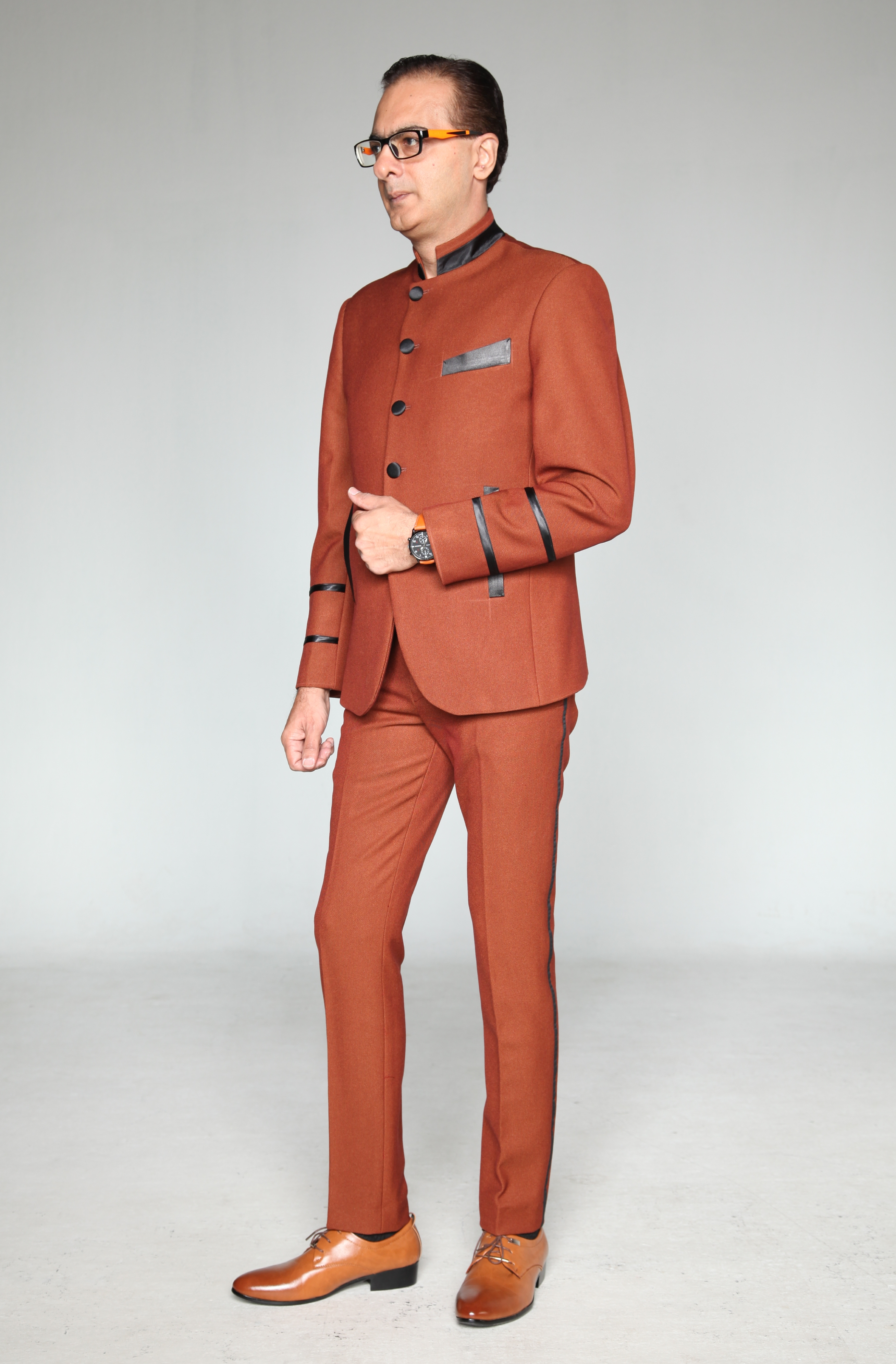 0486A-tailor_tailors_bespoke_tailoring_tuxedo_tux_wedding_black_tie_suit_suits_singapore_business