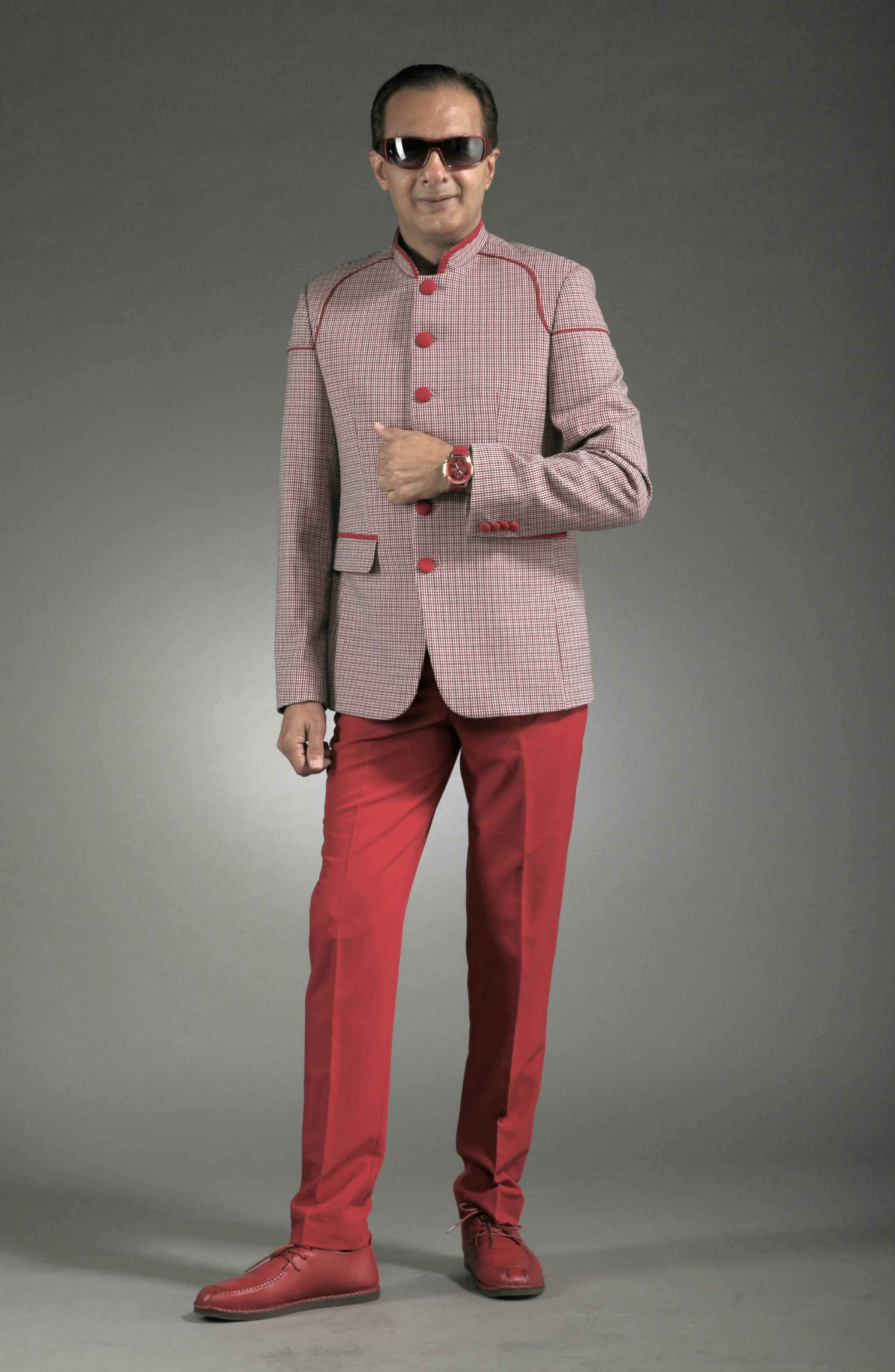 0502A-tailor_tailors_bespoke_tailoring_tuxedo_tux_wedding_black_tie_suit_suits_singapore_business