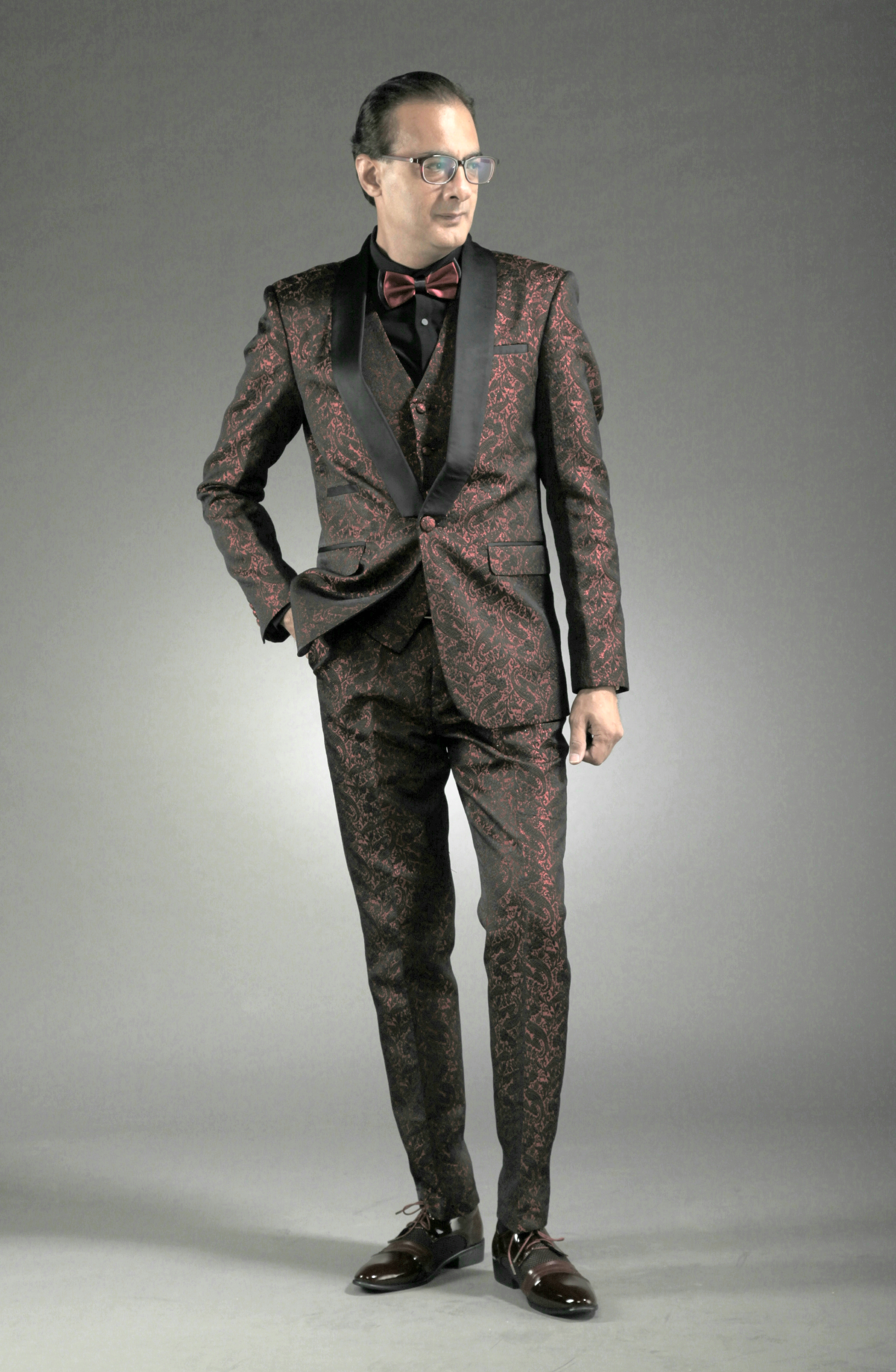 0517A-tailor_tailors_bespoke_tailoring_tuxedo_tux_wedding_black_tie_suit_suits_singapore_business